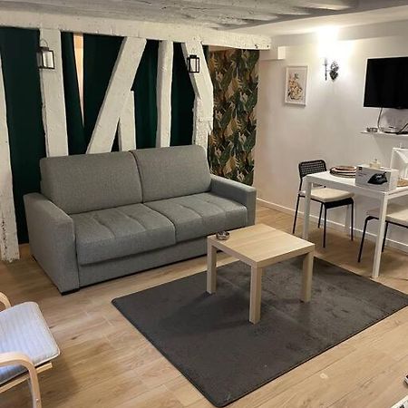 Appartement Confortable - Opera - Place De La Madeleine - Saint Martin - 4 Pers Paris Bagian luar foto