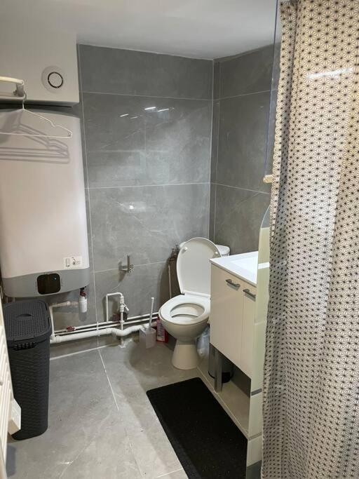Appartement Confortable - Opera - Place De La Madeleine - Saint Martin - 4 Pers Paris Bagian luar foto